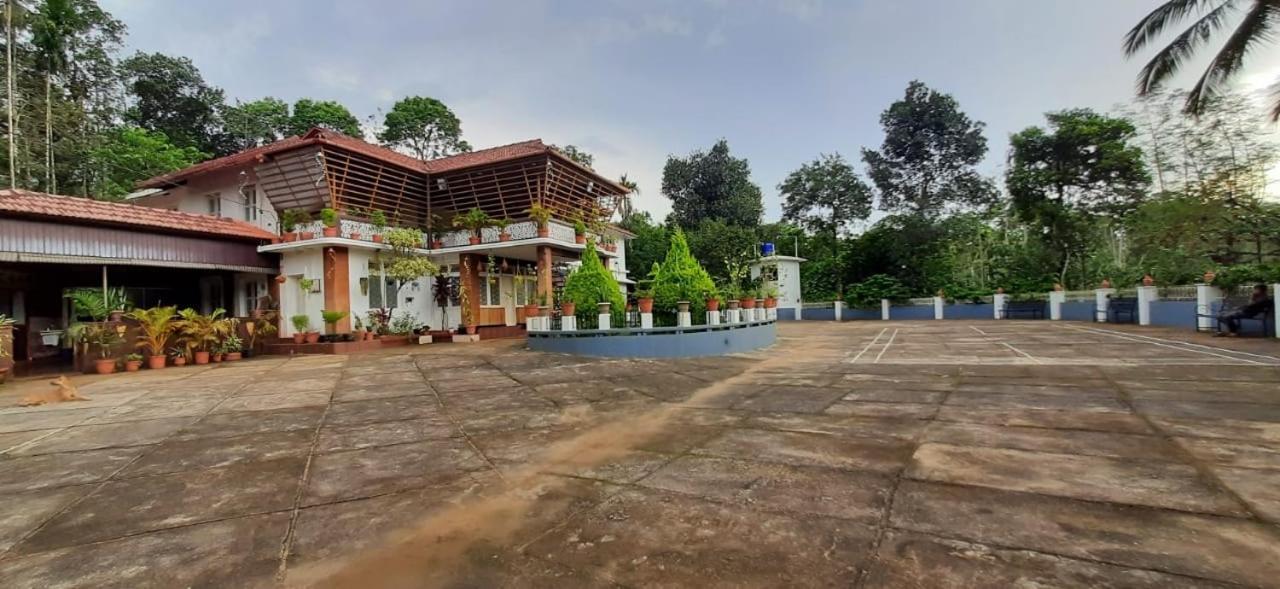 Pepper Valley Resort Kalpatta Ngoại thất bức ảnh
