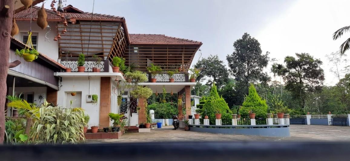 Pepper Valley Resort Kalpatta Ngoại thất bức ảnh