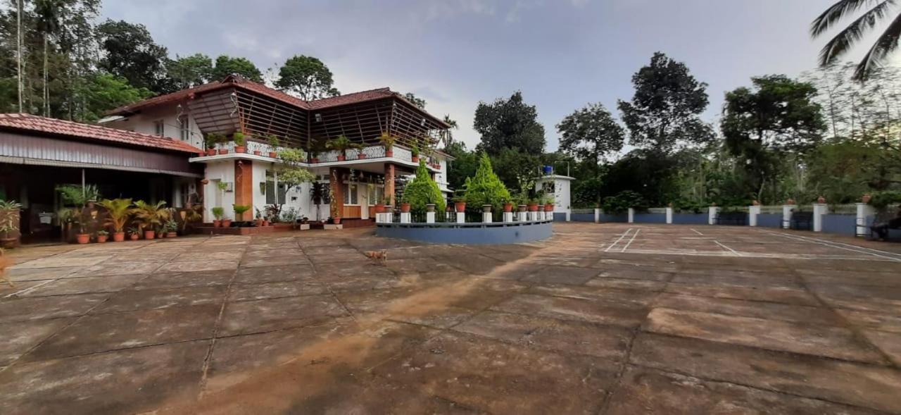 Pepper Valley Resort Kalpatta Ngoại thất bức ảnh